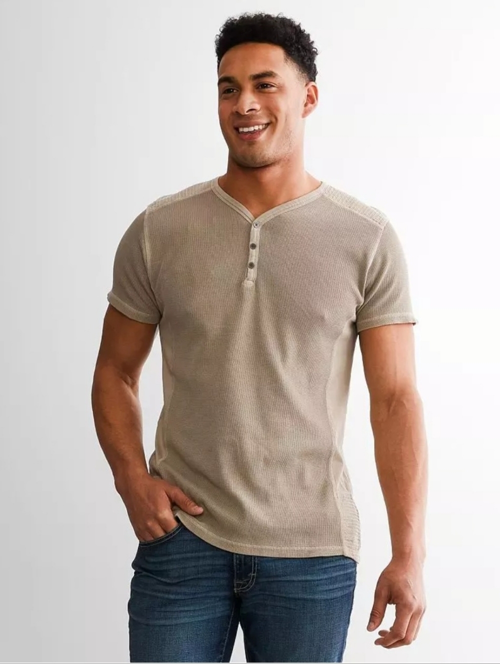 Buckle Black Men's Athleisure Shirt Size Large Short Sleeve Tan Short Sleeve